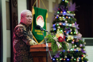 Hangatnya Natal Bersama DWP Kalbar, Sekda Harisson: Keluarga Adalah Fondasi Kemajuan Daerah