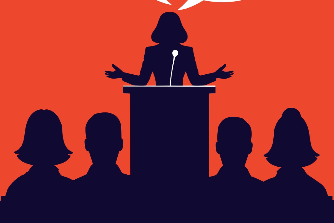 Fondasi Kepercayaan Diri: Prinsip Materi Public Speaking