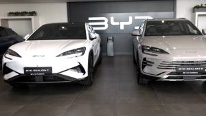 BYD Geser Tesla sebagai Raja Mobil Listrik Dunia, Dominasi China Kian Tak Terbendung