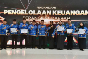 Serahkan DPA 2026, Bupati Sujiwo Deadline OPD Segera Eksekusi Anggaran demi “Bonus” Dana Pusat