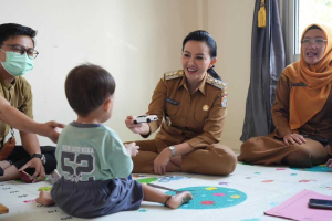 Kunjungi PPG Landak, Karolin Margret Natasa Temukan Kasus Gizi Buruk Akibat Pernikahan Dini