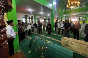 Pontianak Berduka: Mengenang Ahmad Hasyim Hadrawi, Birokrat Penjaga Harmoni dan Simpul Kerukunan
