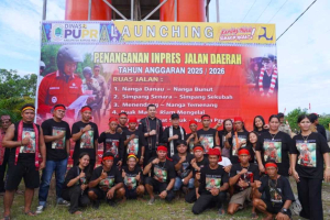 Bukan Pakai APBD! Bupati Fransiskus Diaan Launching 8 Ruas Jalan Inpres, Simak Daftarnya