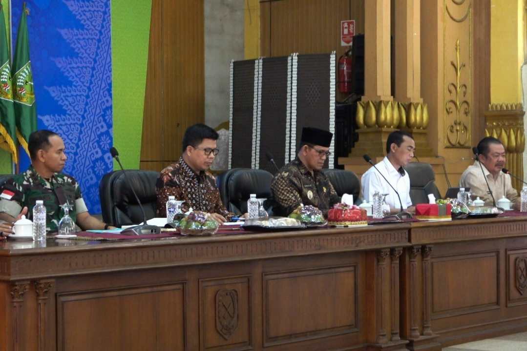 Sikat Habis PR Nasional! Bupati Sambas Perintahkan Kades Segera Siapkan Lahan Strategis Koperasi Merah Putih
