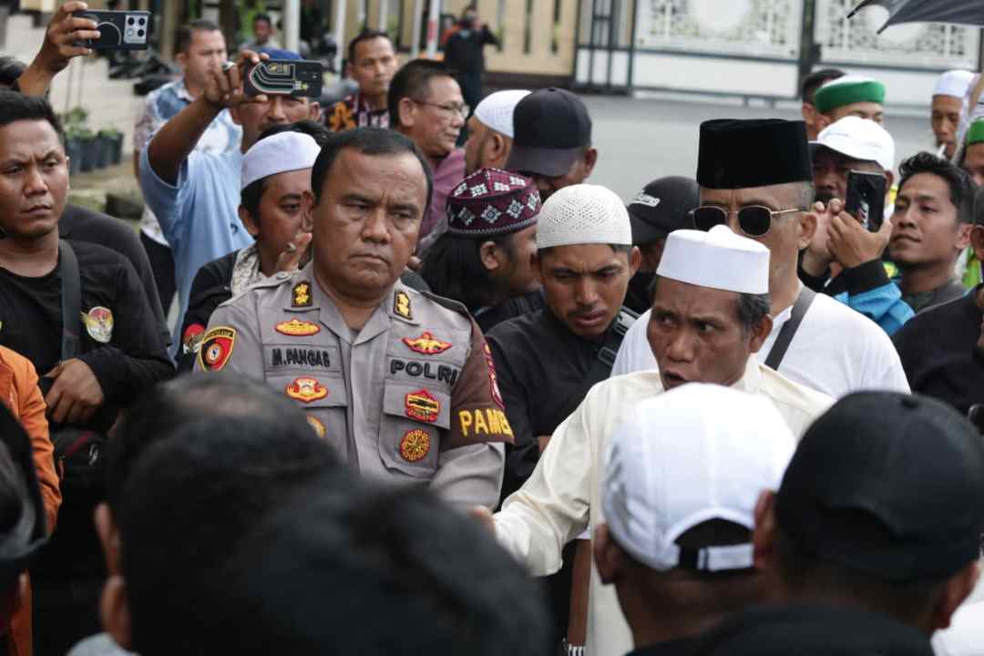 Aliansi Umat Islam Kalbar Desak Pembubaran Tarekat Al-Mu’min di Mapolda
