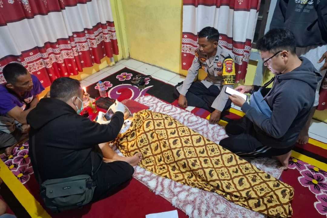 Tragedi di Kebun Nangka Parindu: Pria 42 Tahun Ditemukan Meninggal Dunia, Polisi Temukan Pesan Terakhir di WhatsApp