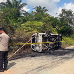 Bering Roda Pecah Picu Kebakaran Mobil di Jalan Santo Entikong, Pemilik Rugi Puluhan Juta Rupiah