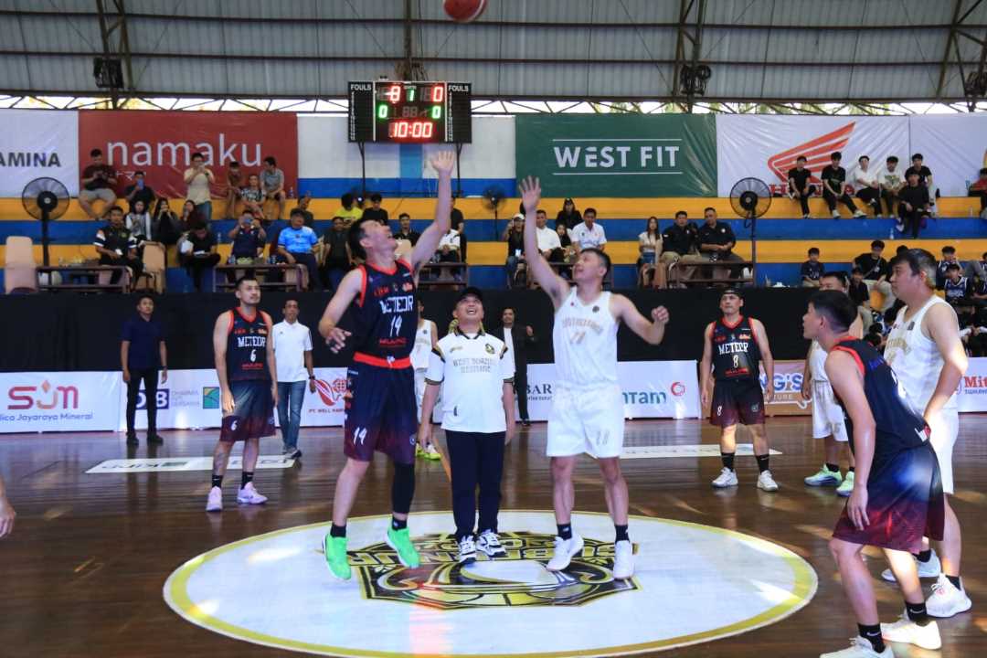 Cetak Atlet Mental Juara, Gubernur Kalbar Resmikan Kompetisi Basket Gubernur Cup Volume 1 di GOR Perbasi
