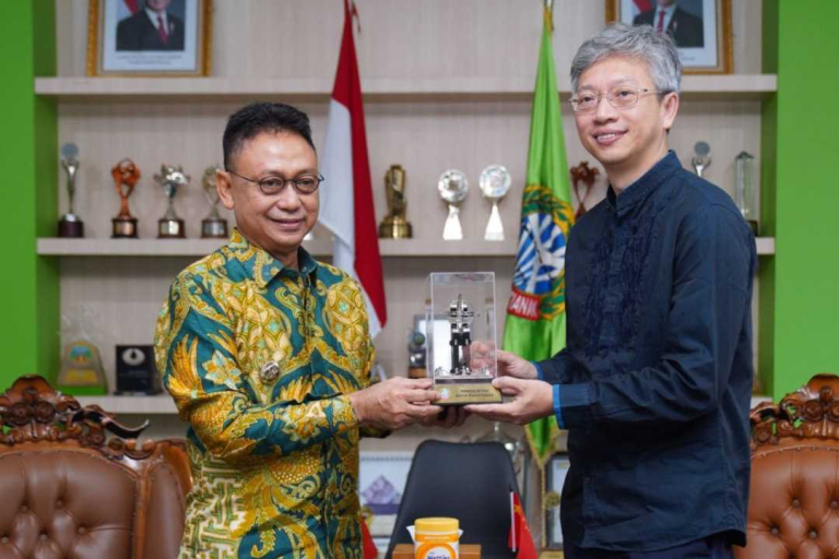 Dubes Tiongkok Wang Lutong Jajaki Kerja Sama PLTSa dan Jembatan Garuda dengan Pemkot Pontianak